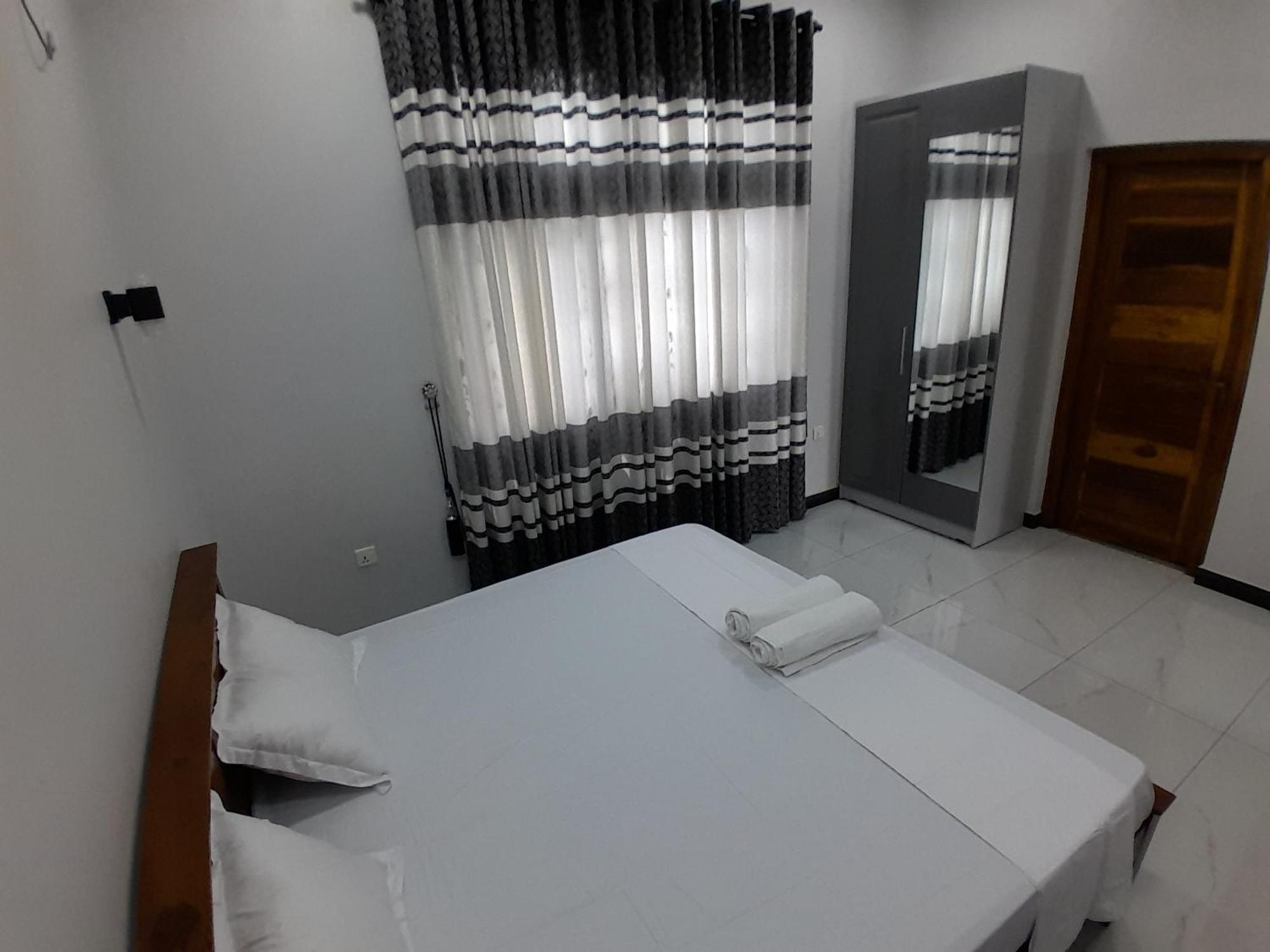 Alps Villa 자프나 외부 사진